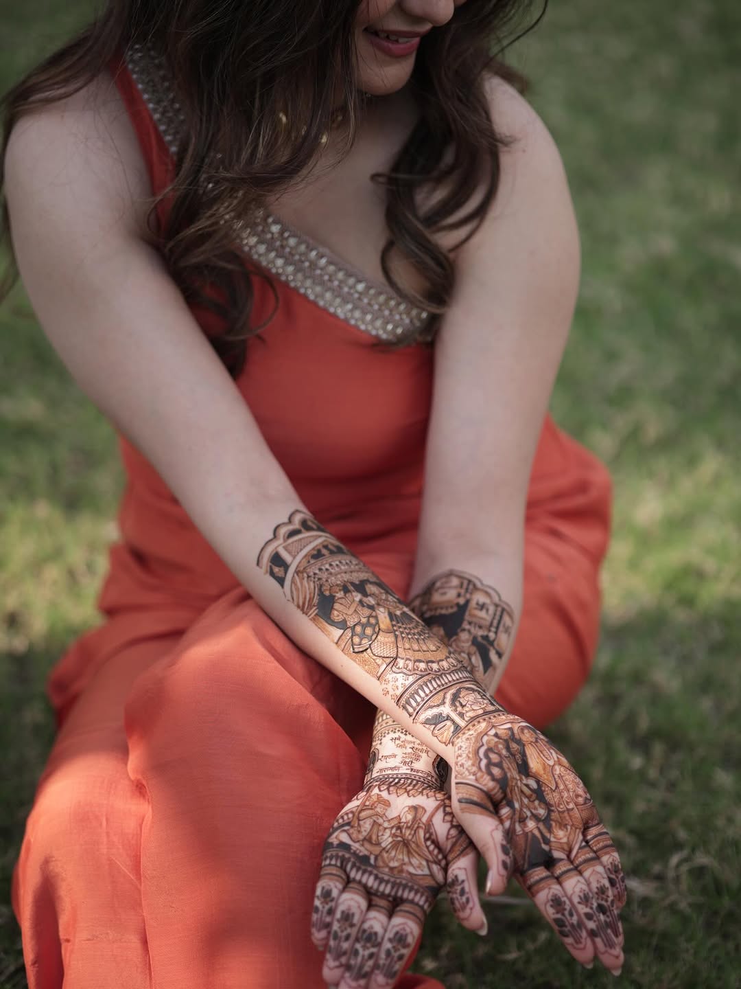 Why Hire a Professional Mehendi Artist for Weddings?