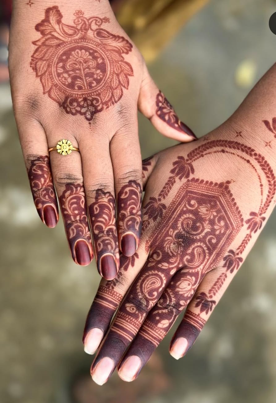 Mehendi Artist in Professional Mehendi Artist in Mulchand